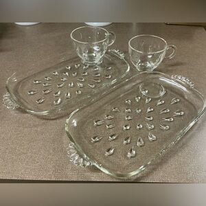Vintage Hazel Atlas snack trays with cups